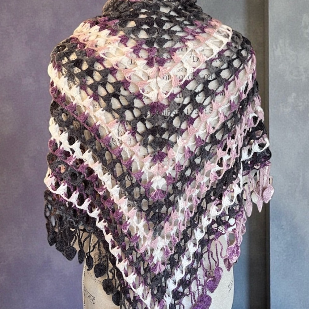 Vintage Multi Colored Purples Greys Creams Pinks Crocheted Shawl Wrap - Picture 13 of 17